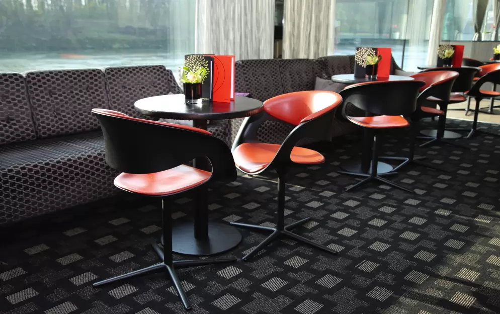 Scenic Luxury Cruises & Tours JADE Panorama Bar 1.JPG